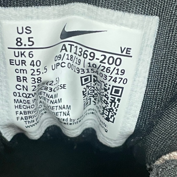 Nike Legend Women's React 2 Running Shoe Stone Mauve Size 8.5 - Picture 11 of 11